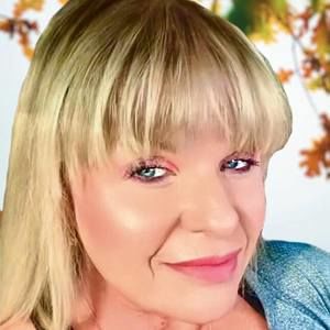 Meet your Posher, Sheila